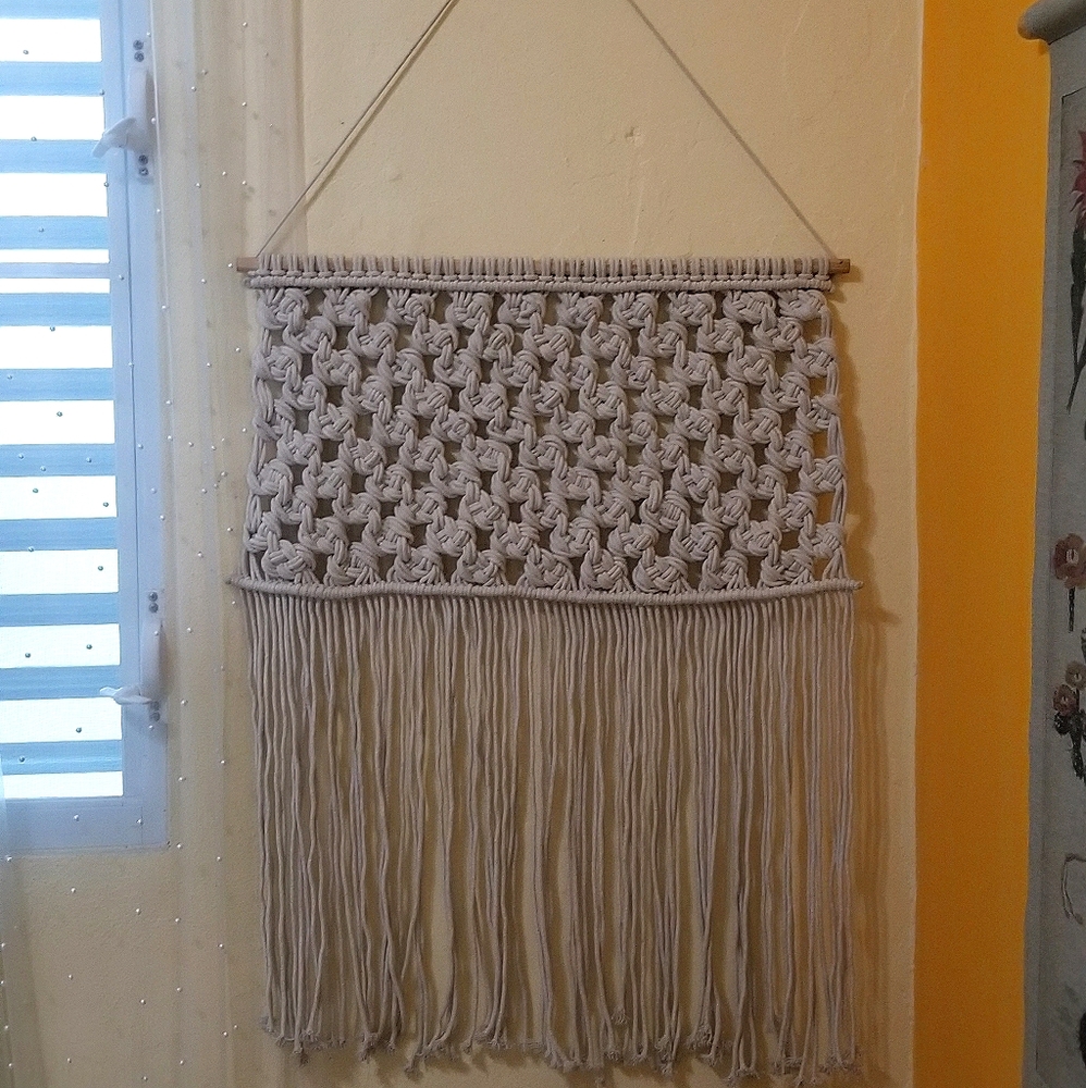 Macramé Wall Hanger
